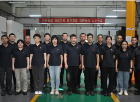 以匠心鑄就卓越，以創(chuàng)新引領(lǐng)未來(lái)  華德液壓王西杰技能大師工作室獲評(píng)“區(qū)級(jí)技能大師工作室”稱號(hào)